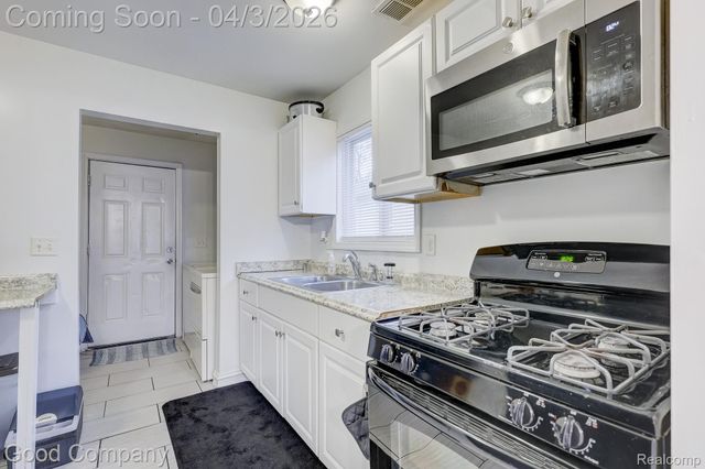 1370 Bertha Street, Ferndale, MI 48220