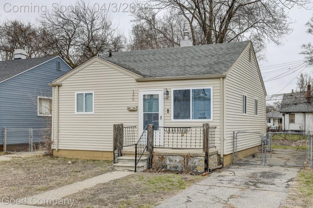 1370 Bertha Street, Ferndale, MI 48220