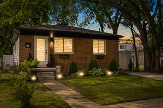 5836 Hipp, Taylor, MI 48180