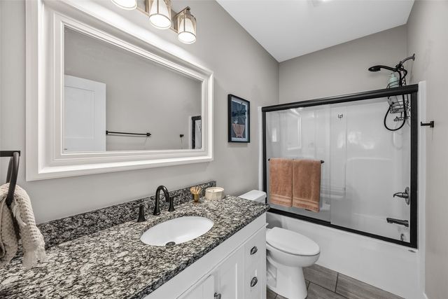 2629 Mt Vernon Road SE, Cedar Rapids, IA 52403