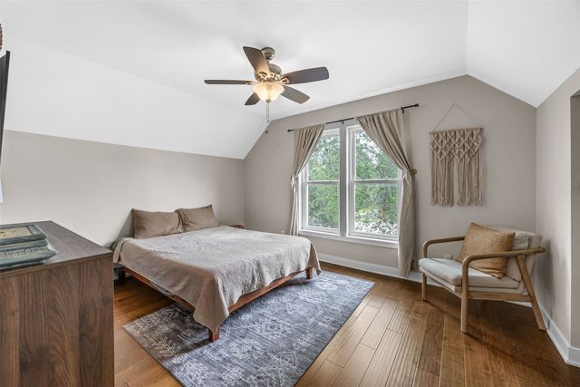 2629 Mt Vernon Road SE, Cedar Rapids, IA 52403