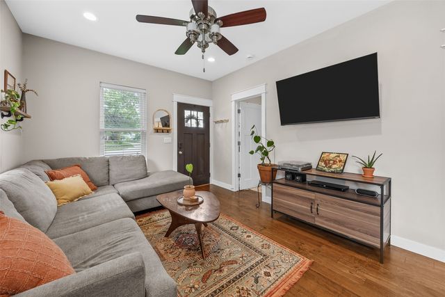 2629 Mt Vernon Road SE, Cedar Rapids, IA 52403