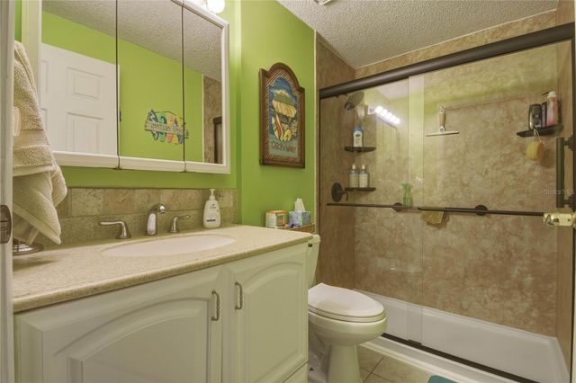 391 WALNUT COURT, Palm Harbor, FL 34683
