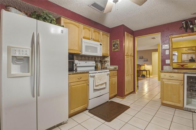 391 WALNUT COURT, Palm Harbor, FL 34683