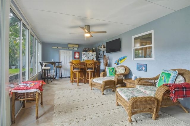 391 WALNUT COURT, Palm Harbor, FL 34683