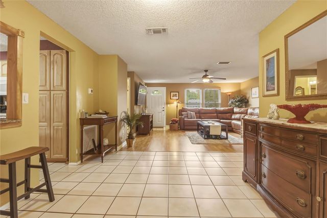 391 WALNUT COURT, Palm Harbor, FL 34683