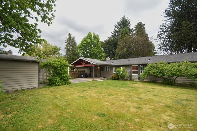 10819 57th Street E, Puyallup, WA 98372