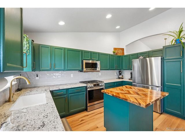 10564 Ursula St, Commerce City, CO 80022