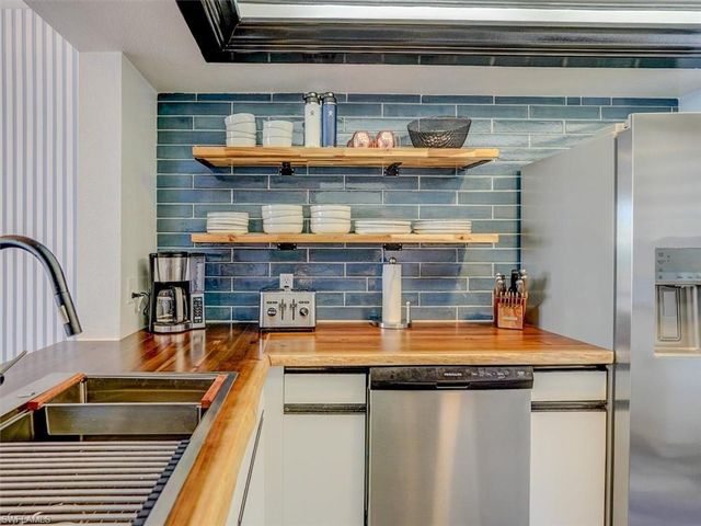 4431 Bay Beach LN 522, Fort Myers Beach, FL 33931