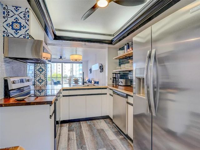 4431 Bay Beach LN 522, Fort Myers Beach, FL 33931