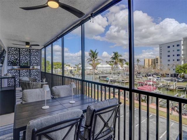 4431 Bay Beach LN 522, Fort Myers Beach, FL 33931