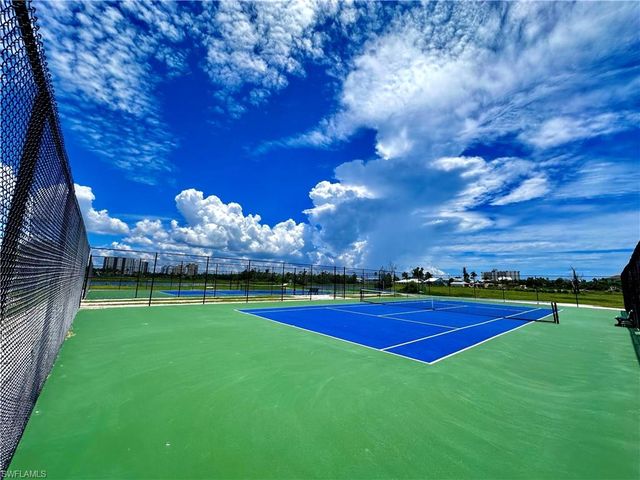 4431 Bay Beach LN 522, Fort Myers Beach, FL 33931