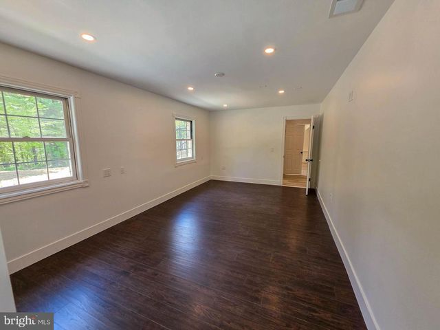 240 OAK DR, Orrtanna, PA 17353