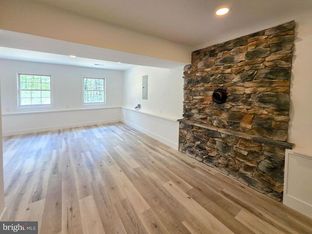 240 OAK DR, Orrtanna, PA 17353