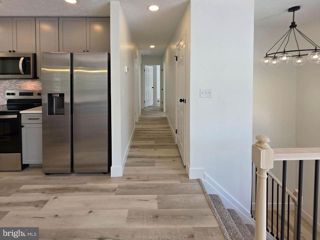 240 OAK DR, Orrtanna, PA 17353