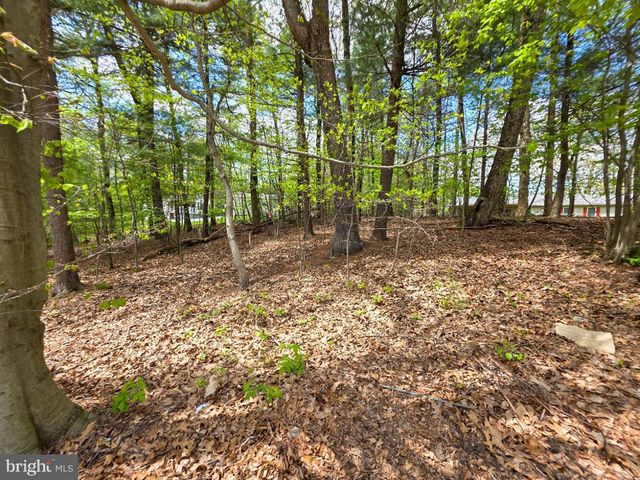 240 OAK DR, Orrtanna, PA 17353