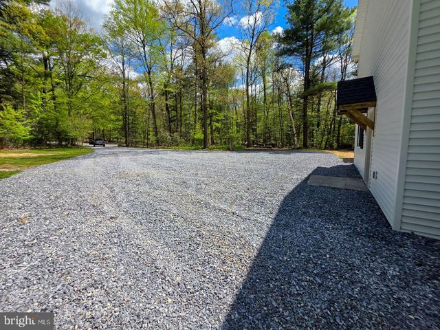 240 OAK DR, Orrtanna, PA 17353
