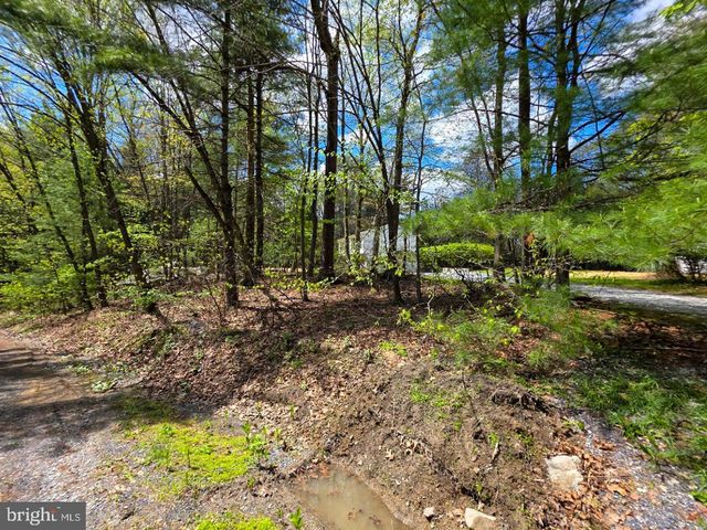 240 OAK DR, Orrtanna, PA 17353