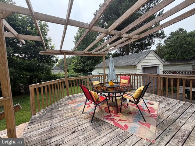 117 ABERNETHY DR, Trenton, NJ 08618
