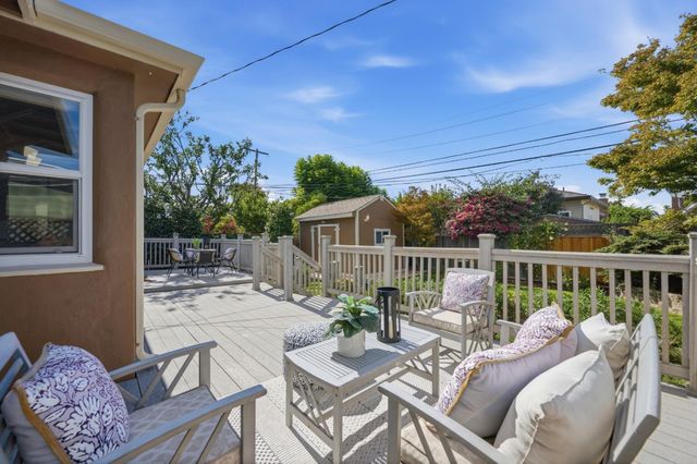 213 Estrella Way, San Mateo, CA 94403