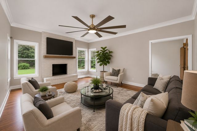 2120 Kenton Lane, Libertyville, IL 60048