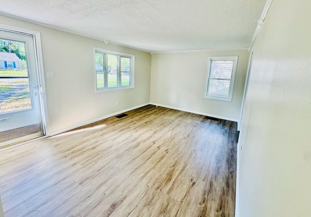 318 S Pettibone Avenue, Crown Point, IN 46307