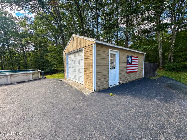 317 Scutt Road, Greenville, NY 12083