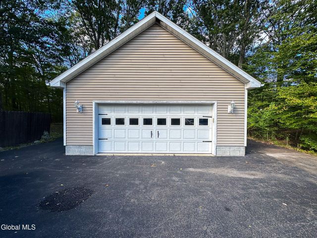 317 Scutt Road, Greenville, NY 12083