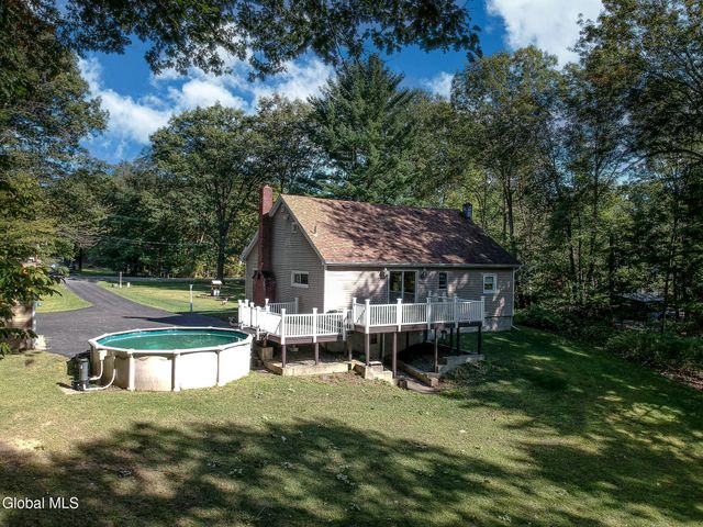 317 Scutt Road, Greenville, NY 12083