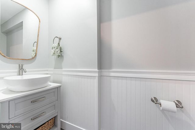 46 ROSEDALE RD, Wynnewood, PA 19096