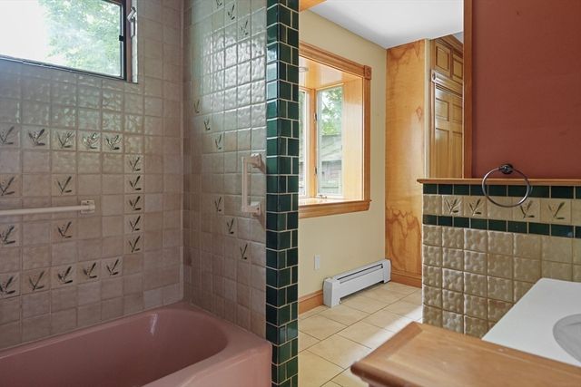 20 Riverview Ave, Waltham, MA 02453