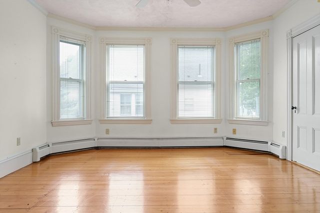 20 Riverview Ave, Waltham, MA 02453