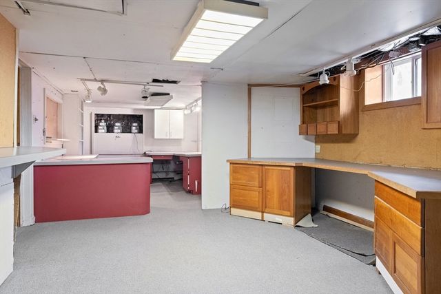 20 Riverview Ave, Waltham, MA 02453