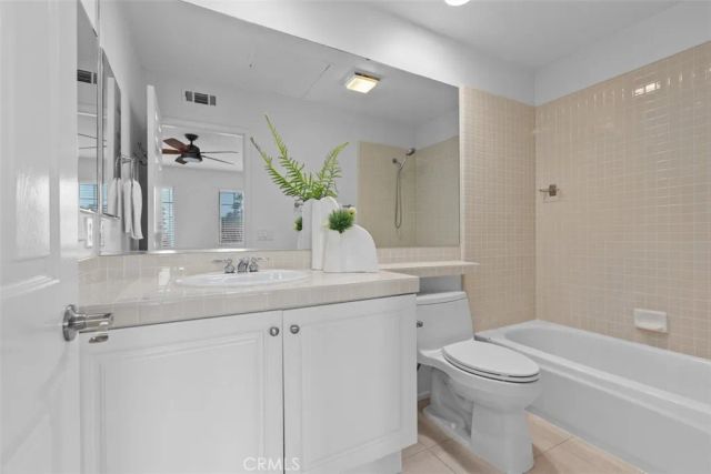 21285 Mazatlan, Mission Viejo, CA 92692