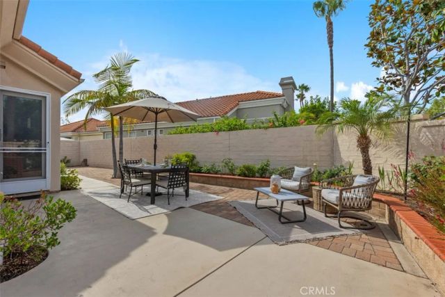 21285 Mazatlan, Mission Viejo, CA 92692
