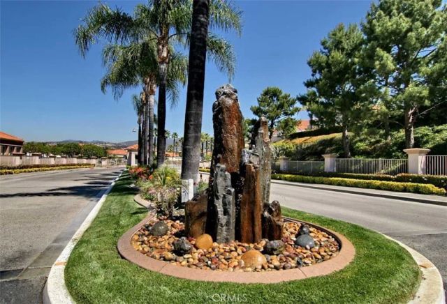 21285 Mazatlan, Mission Viejo, CA 92692