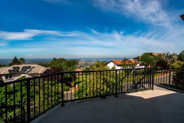 3287 Knollridge Dr, El Dorado Hills, CA 95762