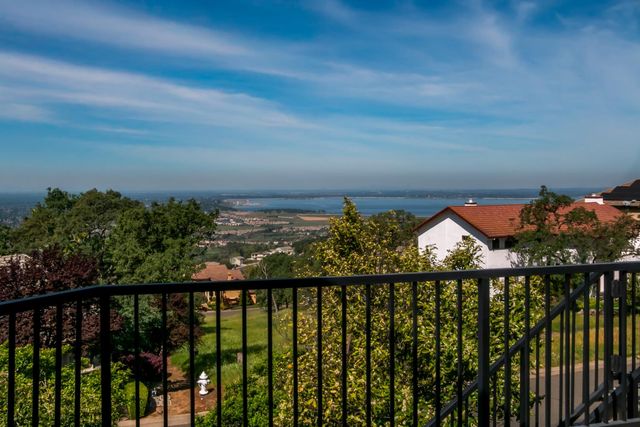 3287 Knollridge Dr, El Dorado Hills, CA 95762