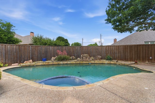 1105 Lakestream Drive, Plano, TX 75075
