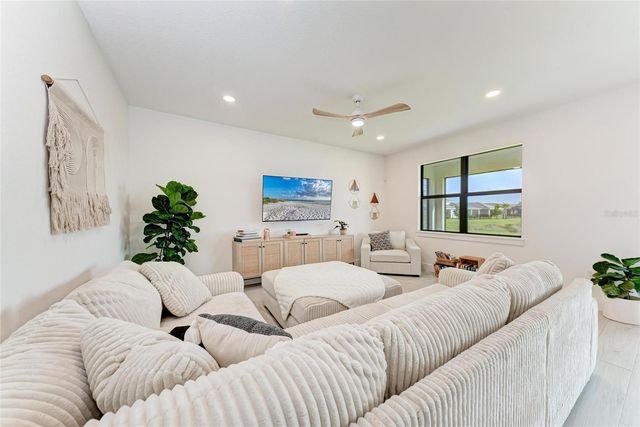 12816 MORNING MIST PLACE, Venice, FL 34293