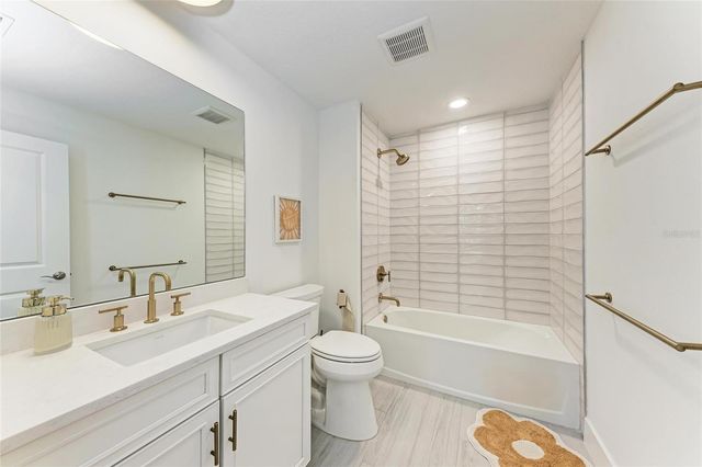 12816 MORNING MIST PLACE, Venice, FL 34293
