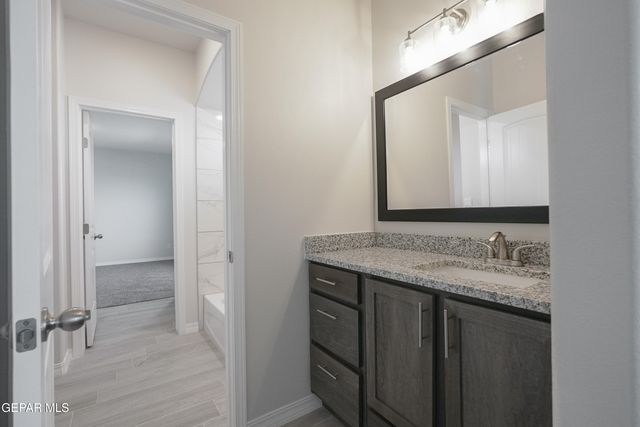 108 Peregrino Trail, Sunland Park, NM 88008