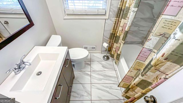 2162 Holly Hill Drive, Decatur, GA 30032