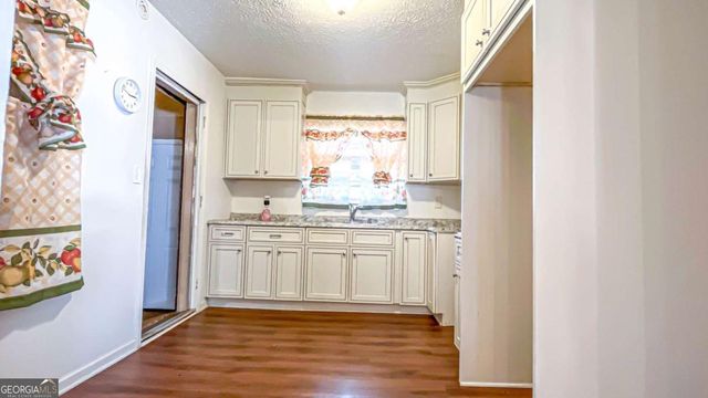 2162 Holly Hill Drive, Decatur, GA 30032