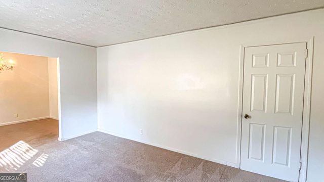 2162 Holly Hill Drive, Decatur, GA 30032