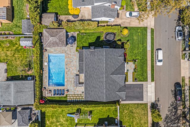 25 Boyd Drive, Westbury, NY 11590
