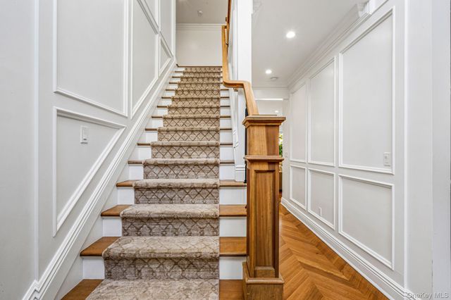25 Boyd Drive, Westbury, NY 11590