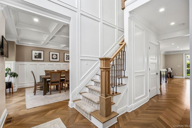 25 Boyd Drive, Westbury, NY 11590