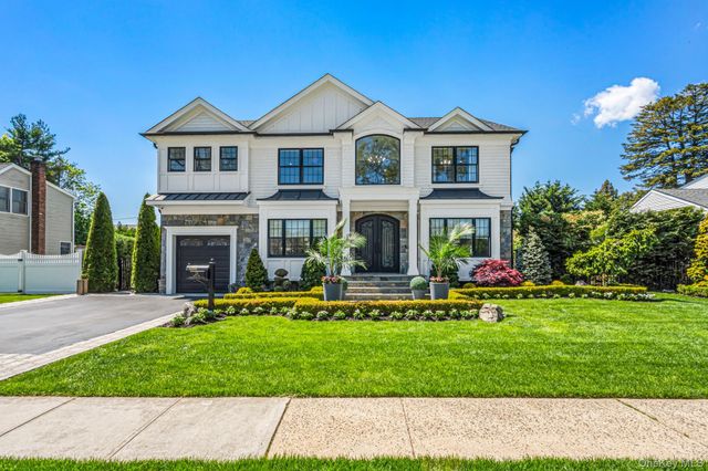 25 Boyd Drive, Westbury, NY 11590