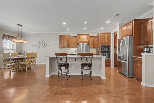 2827 Kaye Dr, Thompsons Station, TN 37179